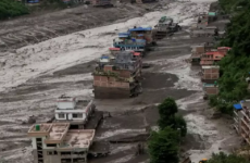 Número de mortos em enchente no Nepal chega a 157