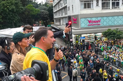 Flávio Bolsonaro vai focar em segurança pública e aumento do custo de vida