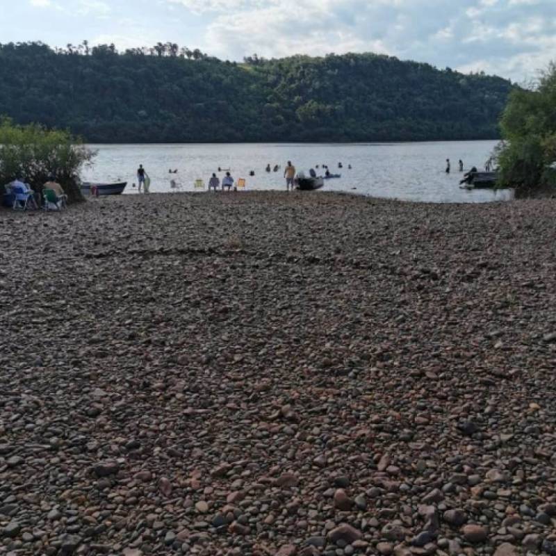 Rio Uruguai cada vez mais baixo na região