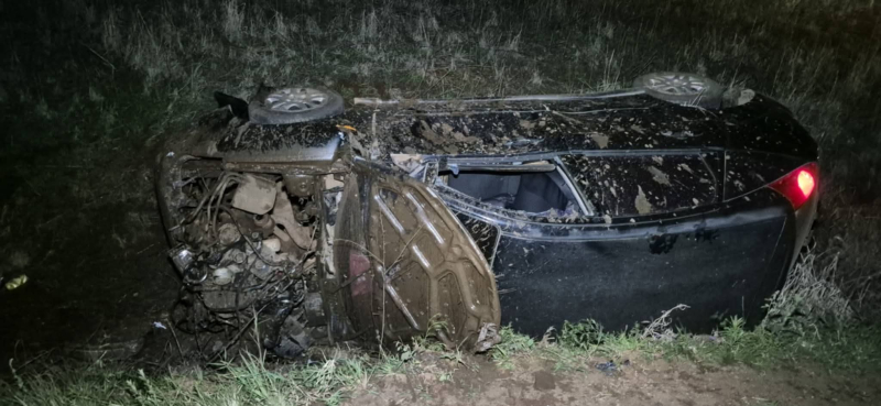 Motorista fica ferido após veículo sair da pista e capotar em Sete de Setembro 