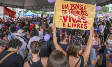 Violência faz 98% das mulheres mudarem rotina no Brasil