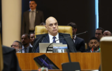 Moraes se declara impedido para relatar ação que envolve a própria esposa