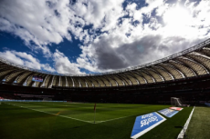 Inter debate finanças e plano contra rebaixamento nesta segunda