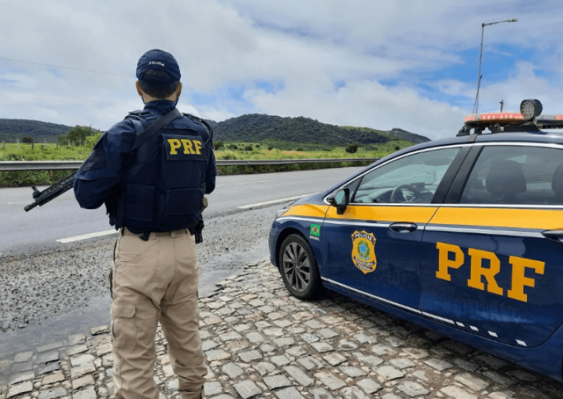 Motociclista fica gravemente ferida após colisão com colheitadeira na BR-285