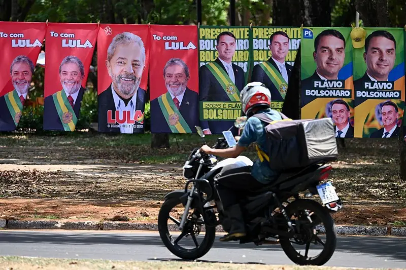 Gráficos explicam como Flávio Bolsonaro superou Lula no 1º turno