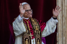 Papa cita Nossa Senhora Aparecida e pede proteção aos brasileiros