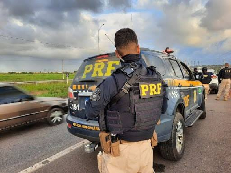 Acidente entre dois veículos deixa ocupantes com lesões leves na BR-158