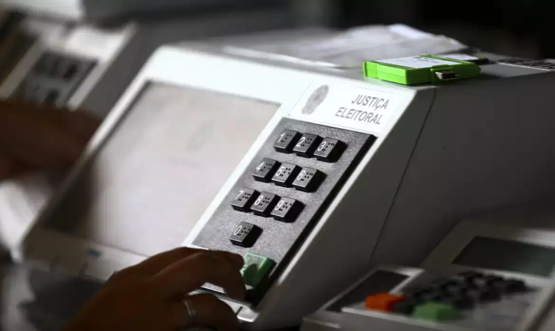 Eleitores não podem ser presos até 48 horas depois da votação de domingo