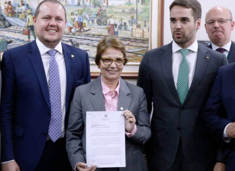 Ministra anuncia medidas de socorro ao agro gaúcho