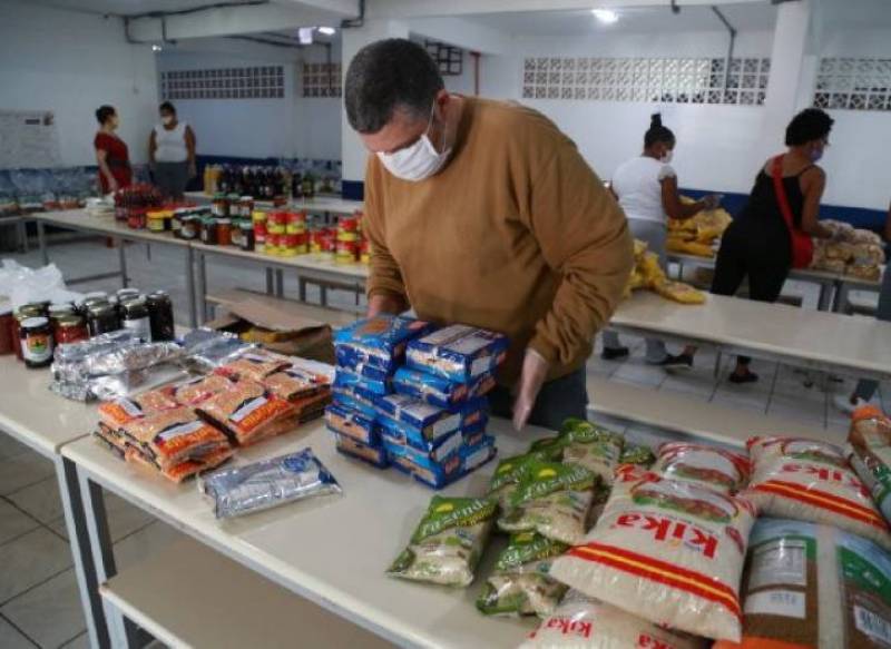 Mais de 56 toneladas de alimentos serão distribuído pela 14ª CRE na região