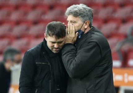 À beira do Z-4 e técnico a perigo: os riscos para Grêmio e Inter no 6º Gre-Nal de 2020