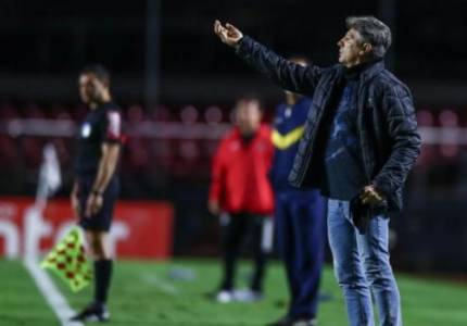 Com lances polêmicos, Grêmio empata com o São Paulo no Morumbi